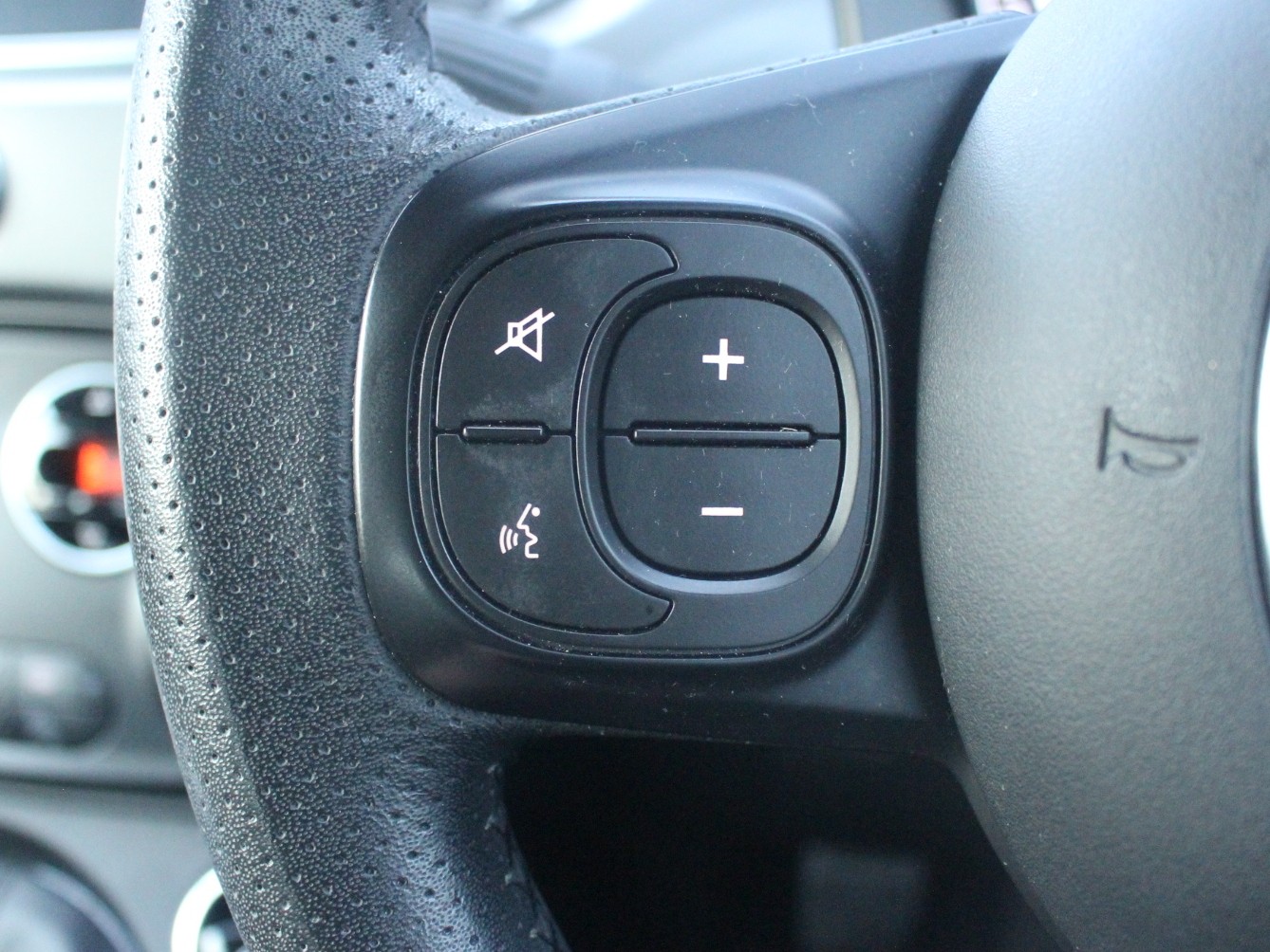 Used Abarth 595 2021 for sale - 77533699: Photo 25