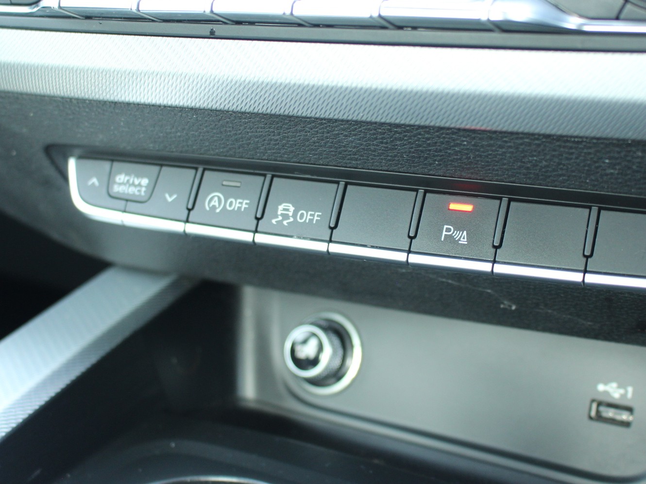 Used Audi A4 2018 for sale - 77382076: Photo 30