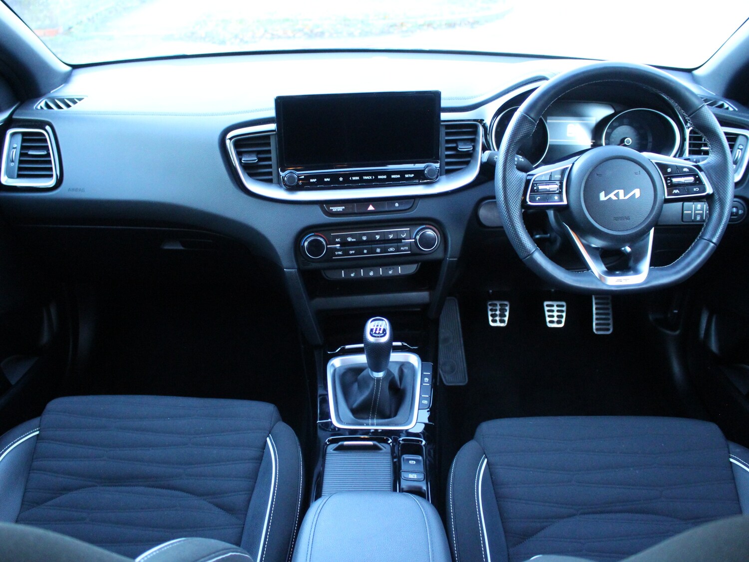 Used Kia Ceed 2025 for sale - 76735725: Photo 11