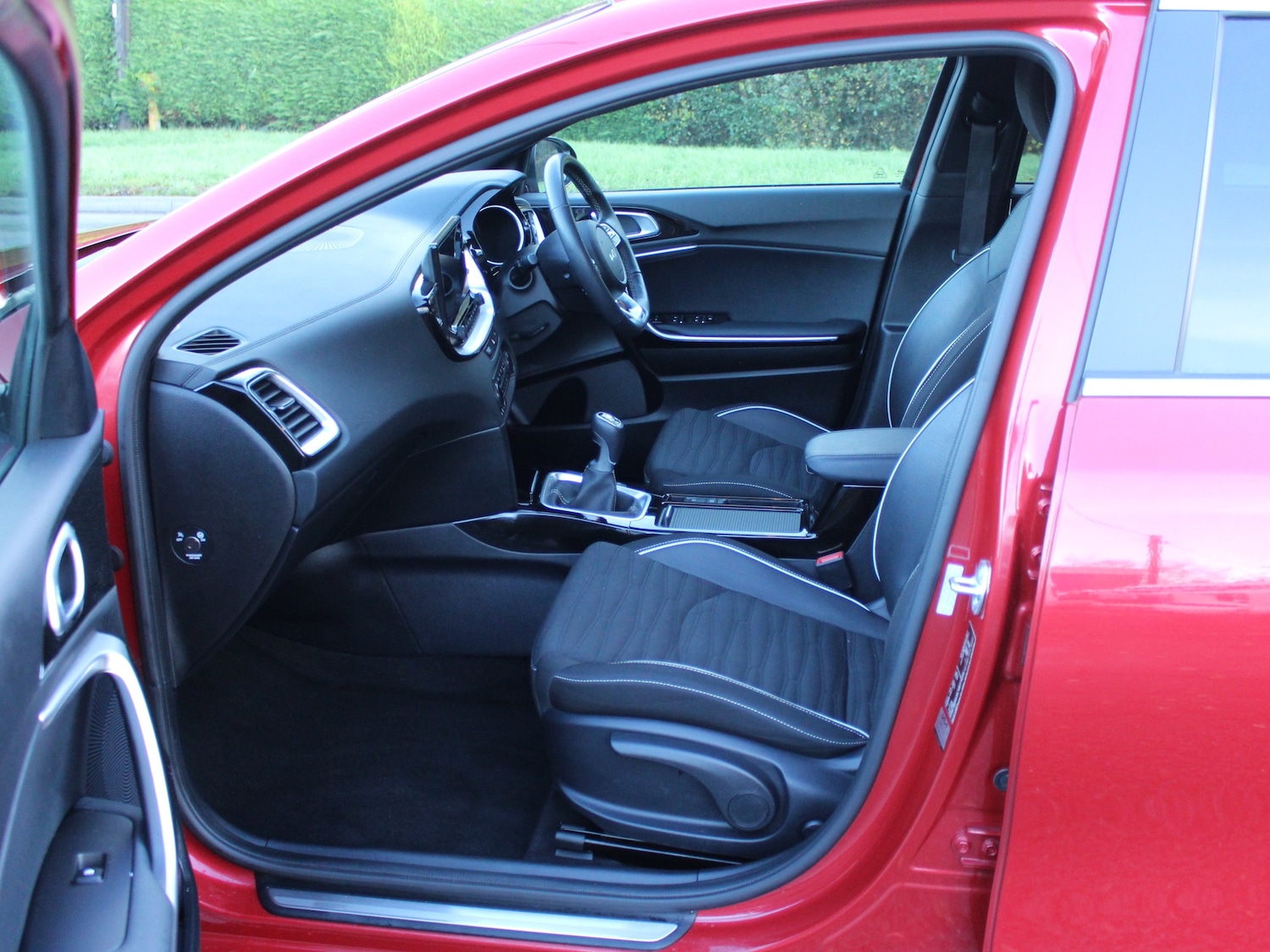 Used Kia Ceed 2025 for sale - 76735725: Photo 4