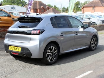 Used Peugeot 208 2023 for sale - 79696609: Photo