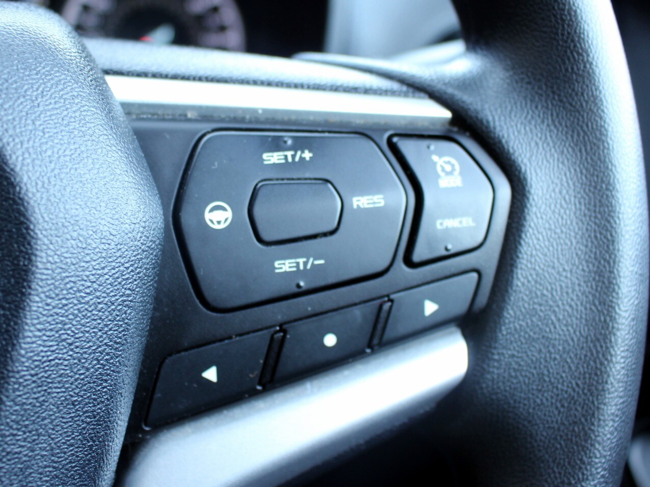 Used Isuzu D-Max 2023 for sale - 77520066: Photo 7