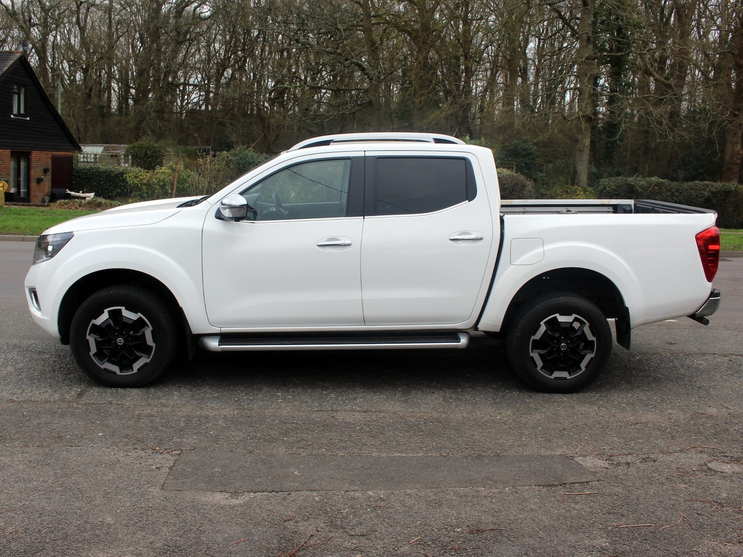 Used Nissan Navara 2021 for sale - 77654070: Photo 2