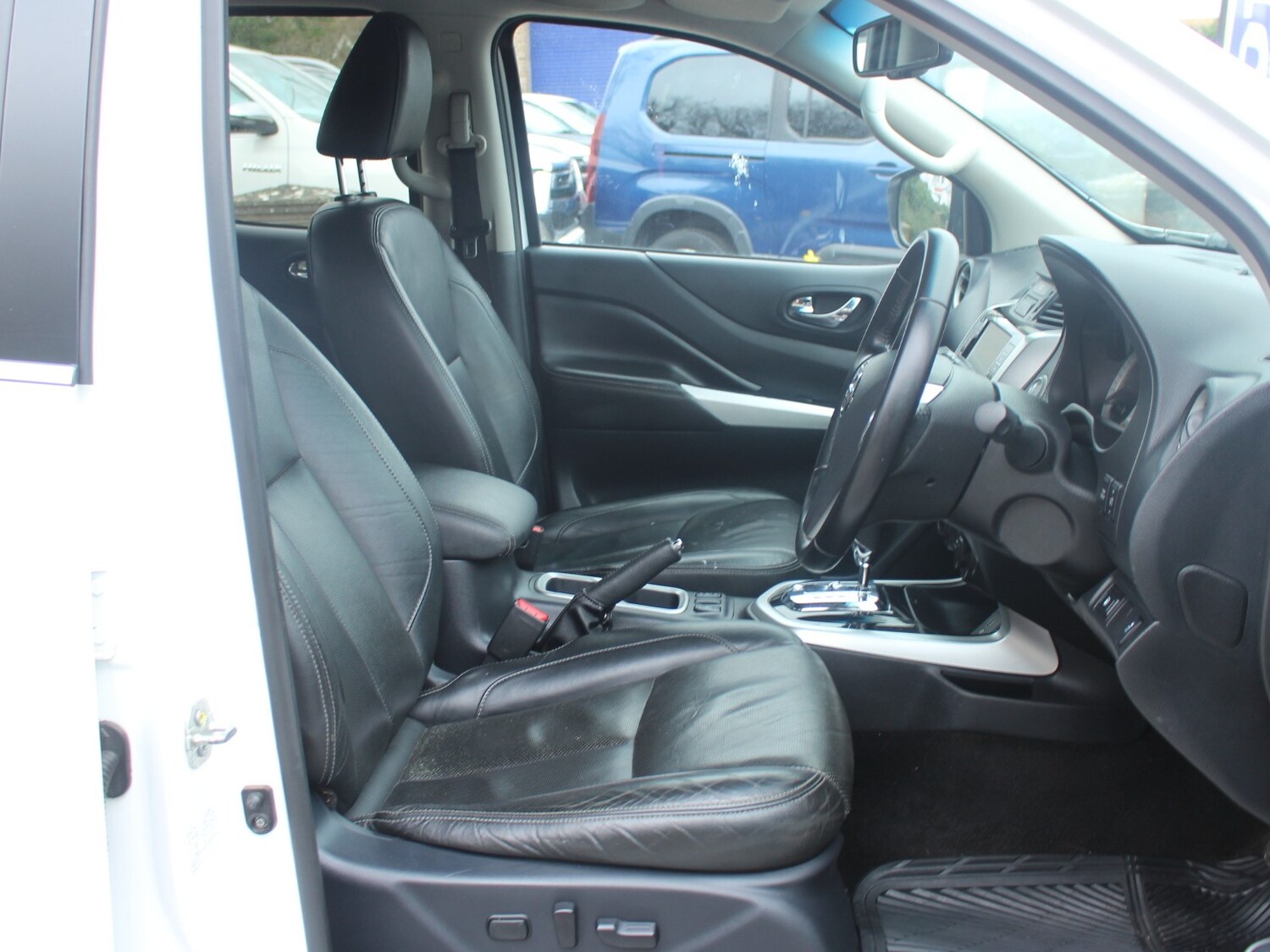 Used Nissan Navara 2021 for sale - 77654070: Photo 38