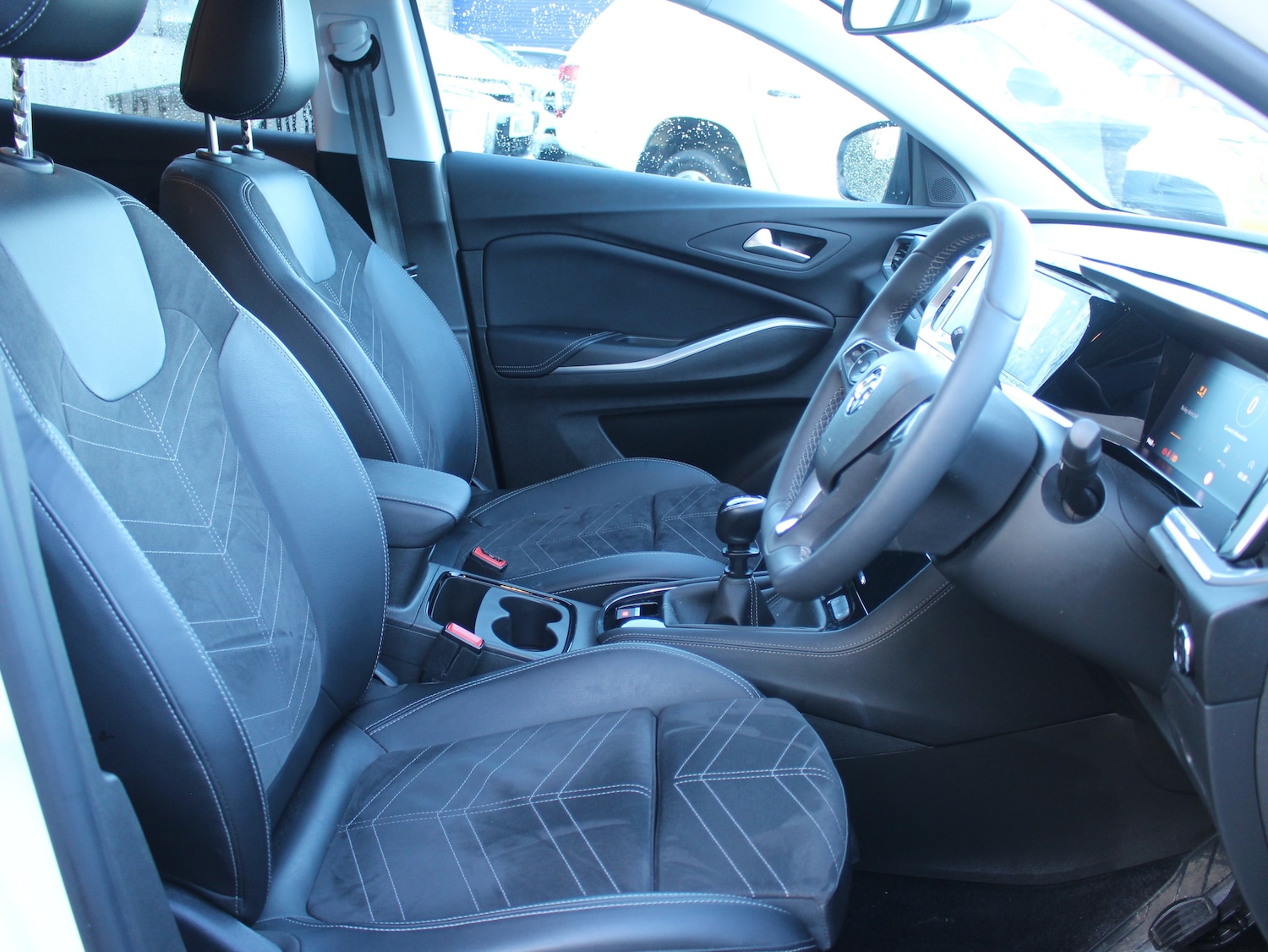 Used Vauxhall Grandland 2024 for sale - 76735732: Photo 11