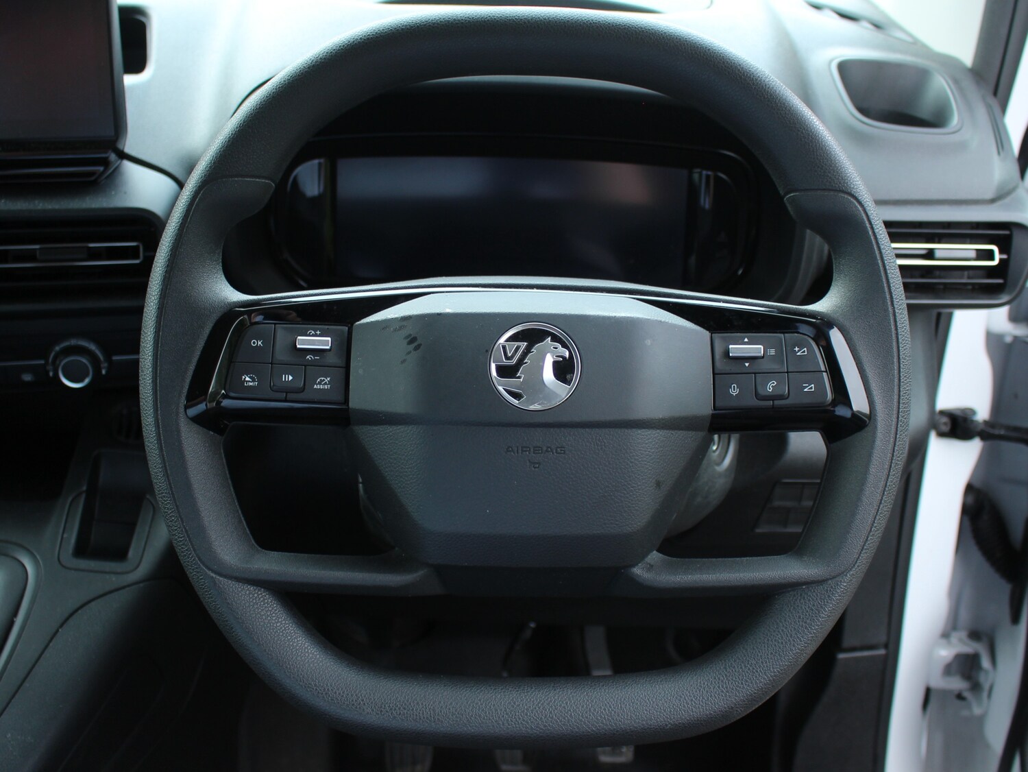 Used Vauxhall Combo 2024 for sale - 76395579: Photo 41