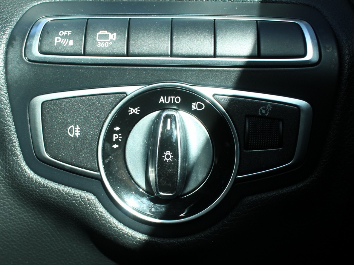 Used Mercedes-Benz C Class 2017 for sale - 77650445: Photo 28