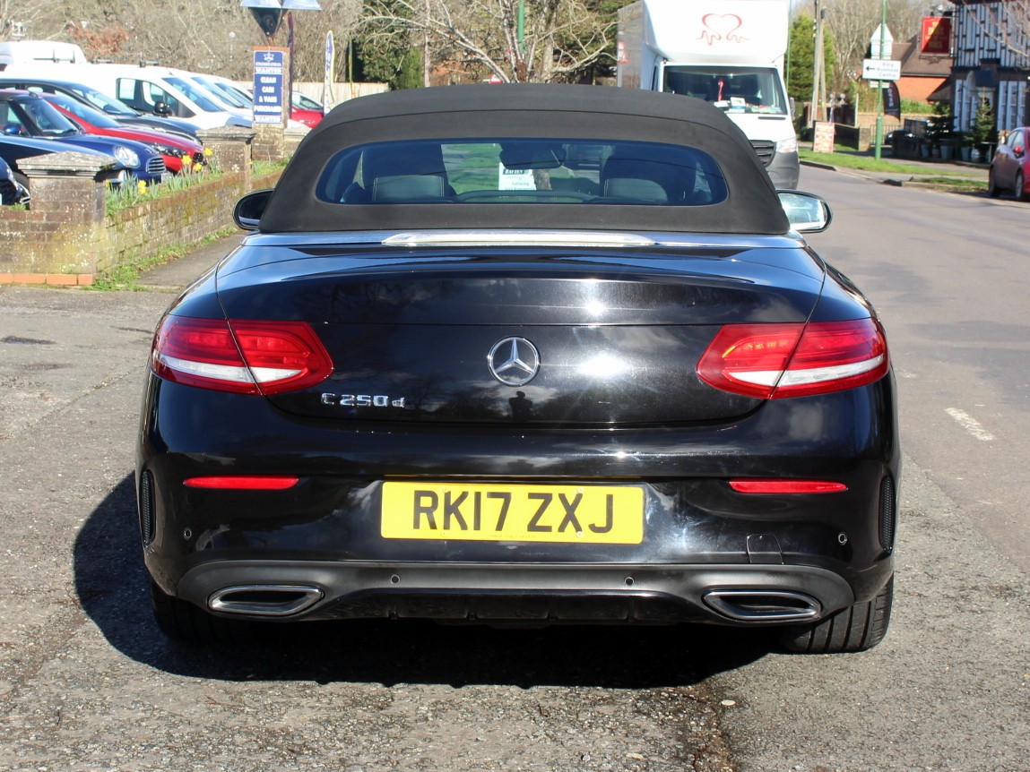 Used Mercedes-Benz C Class 2017 for sale - 77650445: Photo 4