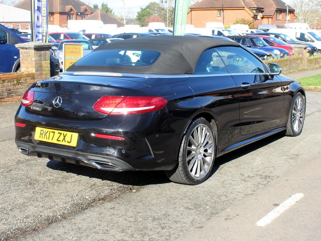 Used Mercedes-Benz C Class 2017 for sale - 77650445: Photo 5