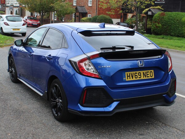 Used Honda Civic 2019 for sale - 76274526: Photo 3