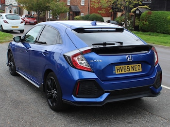 Used Honda Civic 2019 for sale - 76274526: Photo 3