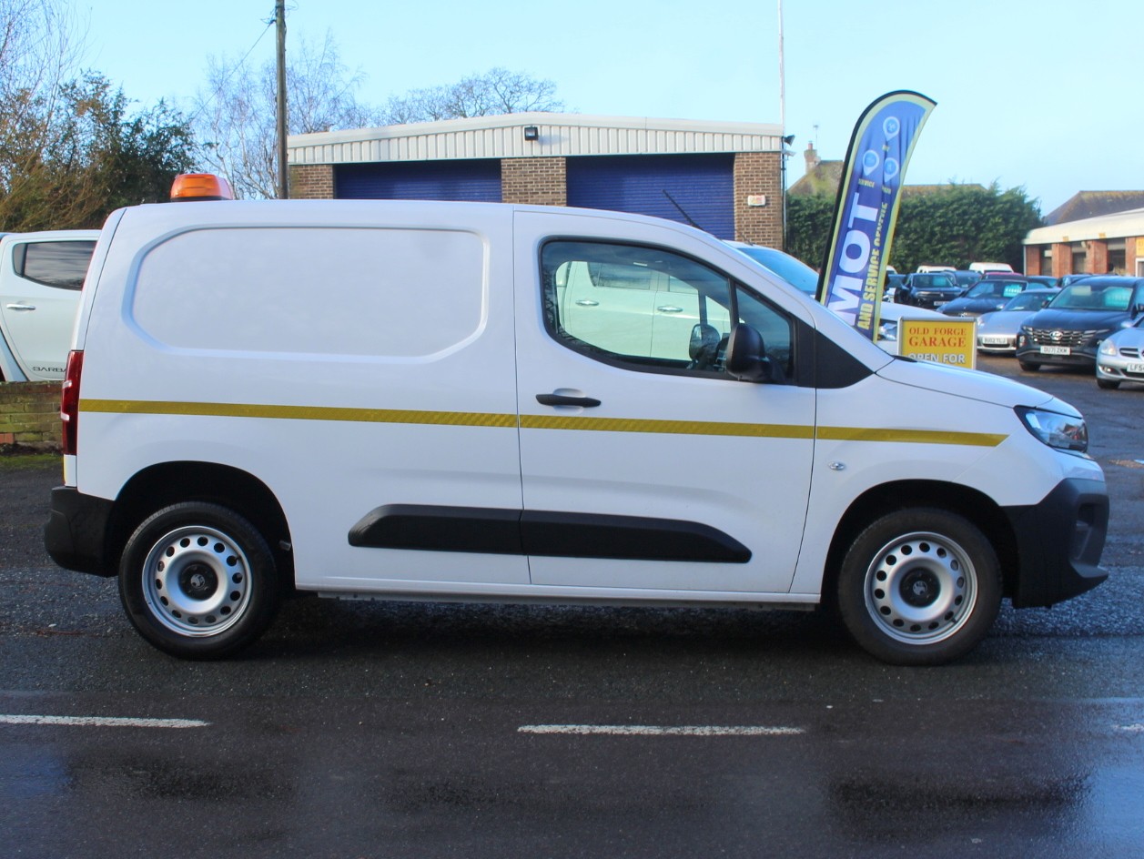 Used Vauxhall Combo 2024 for sale - 77200805: Photo 6