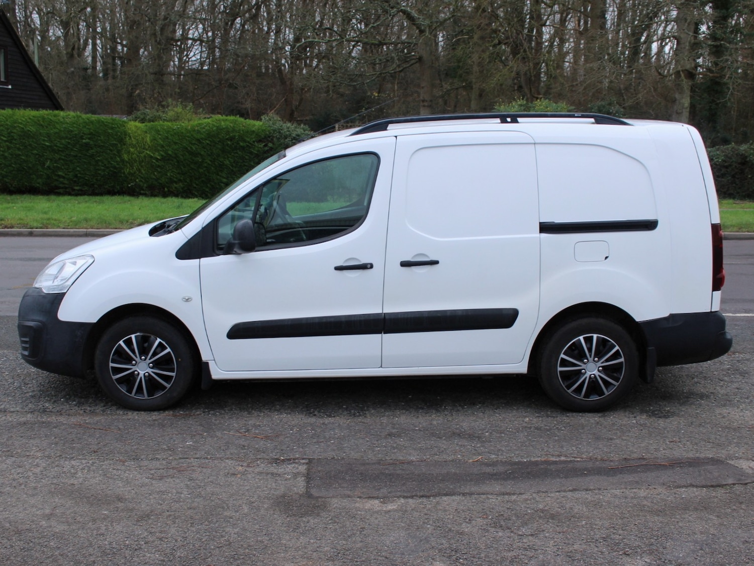 Used Peugeot Partner 2018 for sale - 77072149: Photo 14