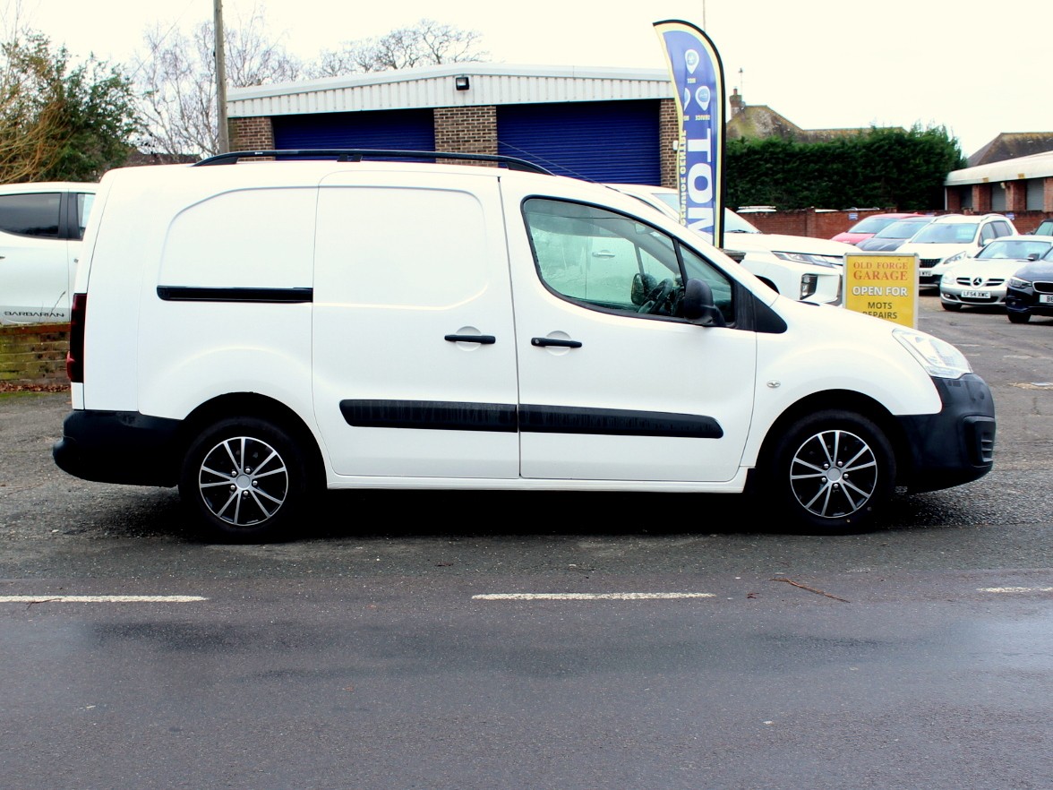 Used Peugeot Partner 2018 for sale - 77072149: Photo 27