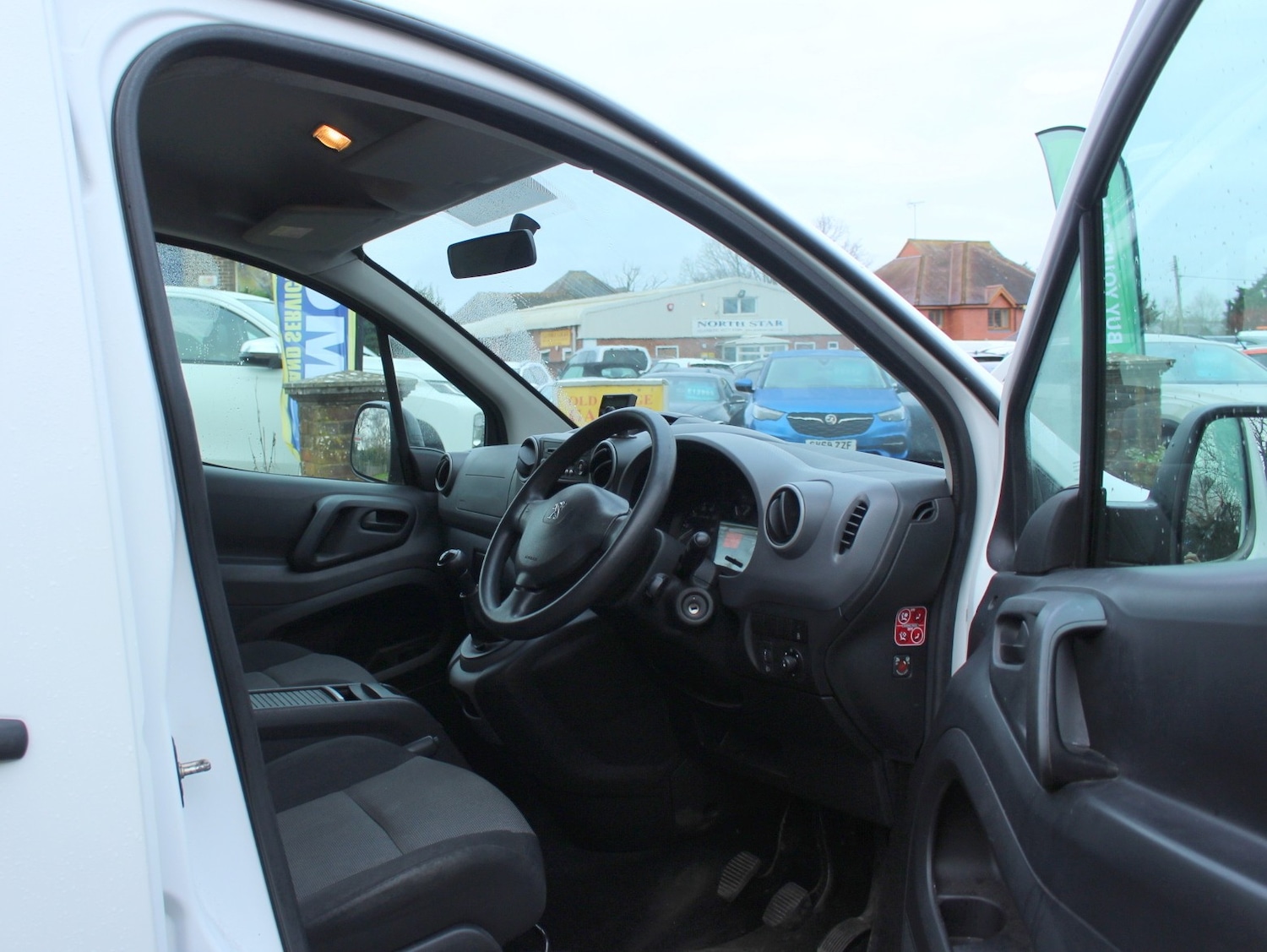 Used Peugeot Partner 2018 for sale - 77072149: Photo 5