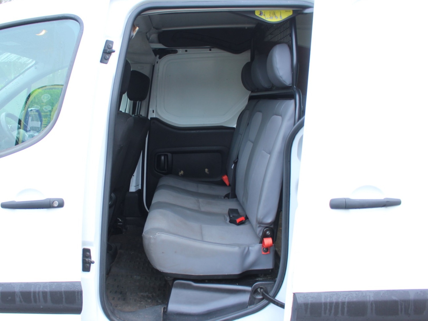 Used Peugeot Partner 2018 for sale - 77072149: Photo 7