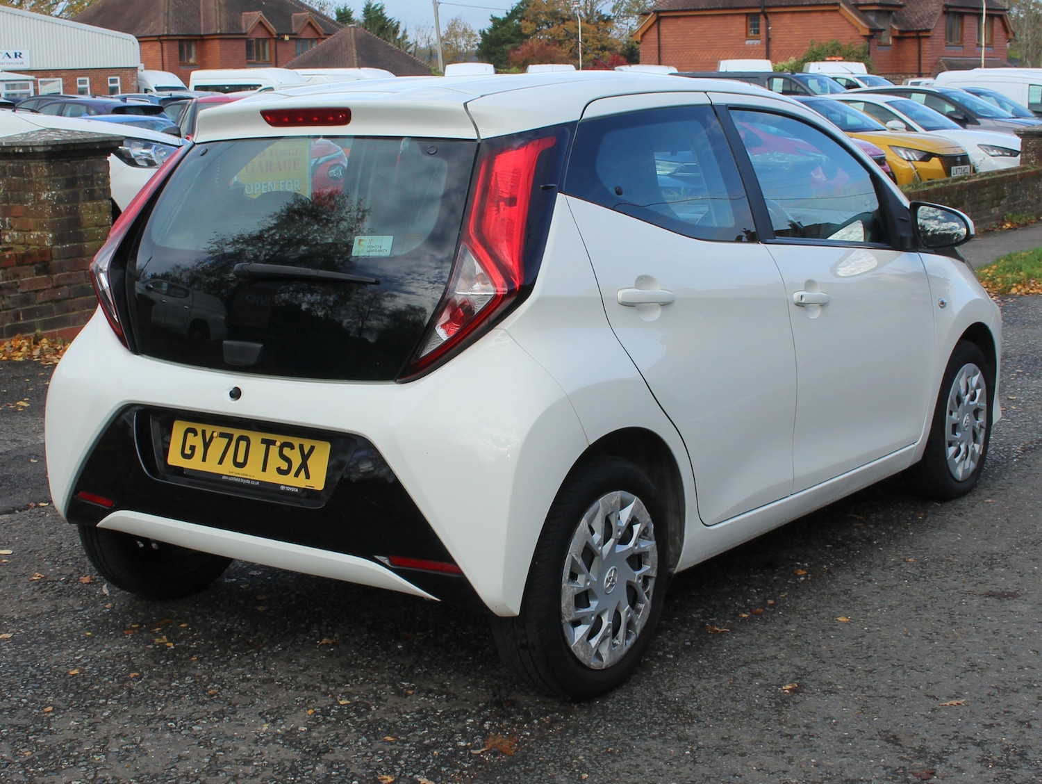 Used Toyota AYGO 2020 for sale - 76535033: Photo 2