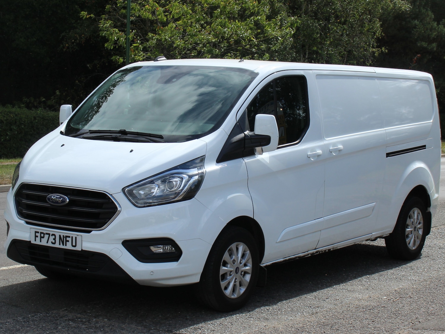 Used Ford Transit Custom 2023 for sale - 75632620: Photo 1