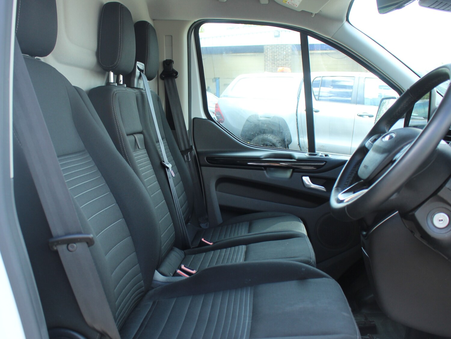 Used Ford Transit Custom 2023 for sale - 75632620: Photo 54