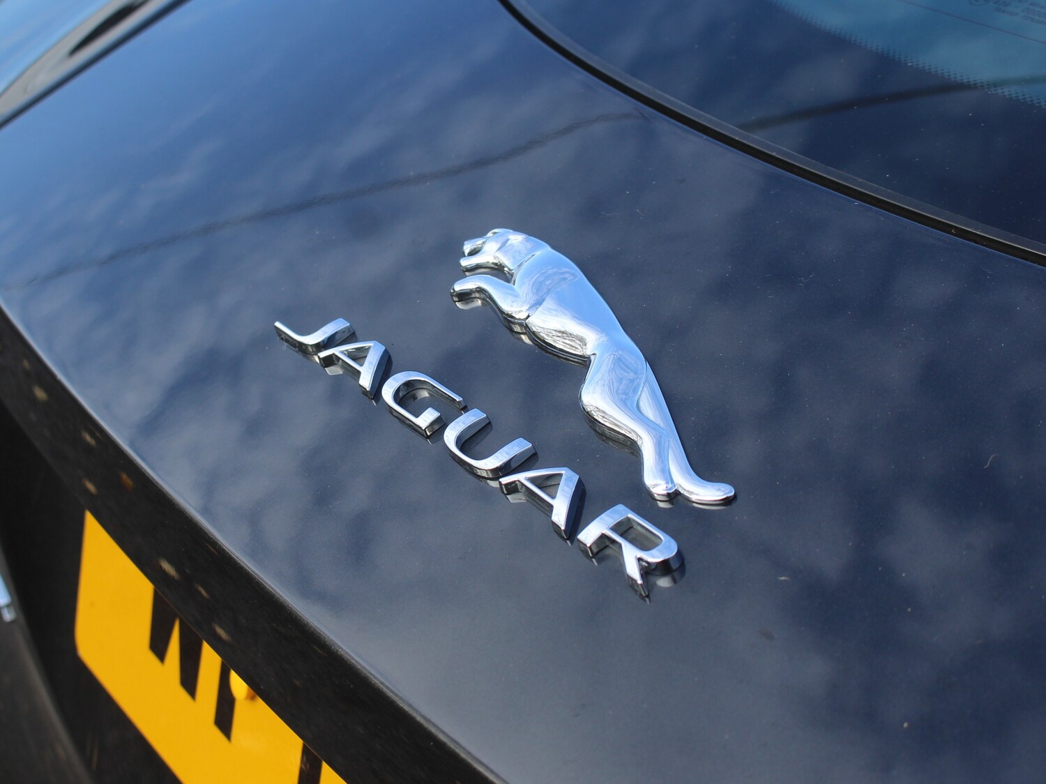 Used Jaguar F-Type 2015 for sale - 76557792: Photo 26