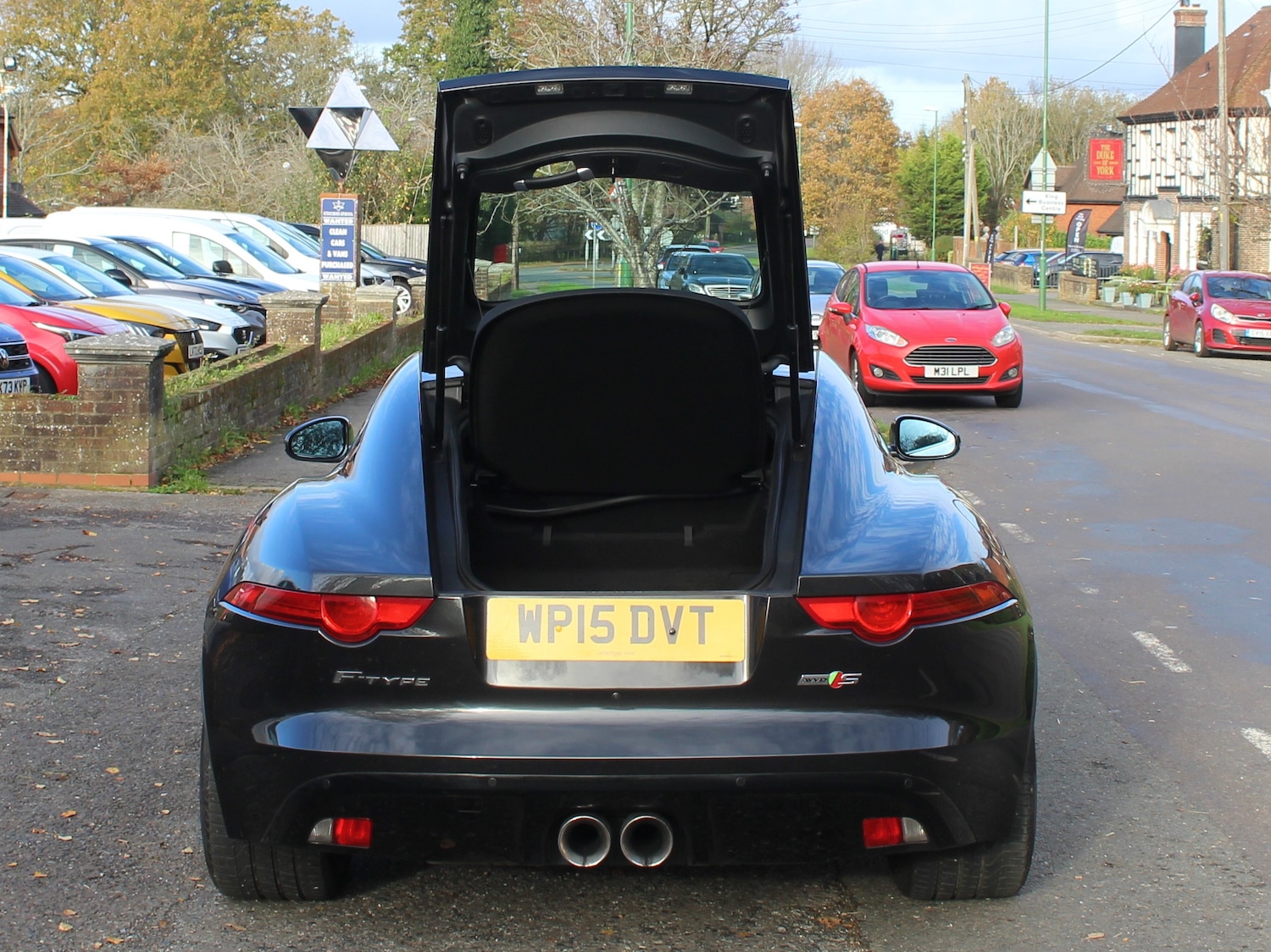 Used Jaguar F-Type 2015 for sale - 76557792: Photo 28