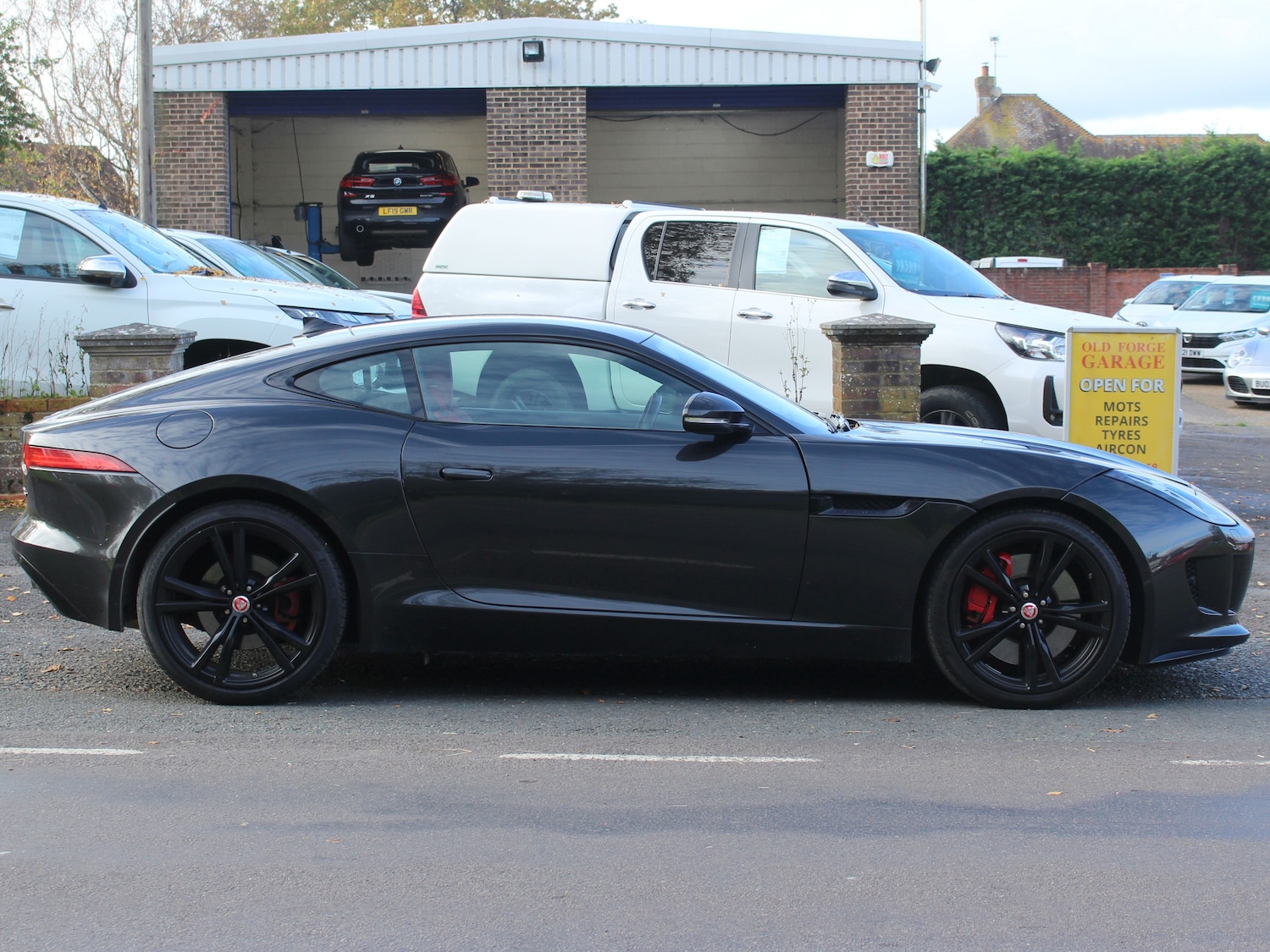 Used Jaguar F-Type 2015 for sale - 76557792: Photo 4