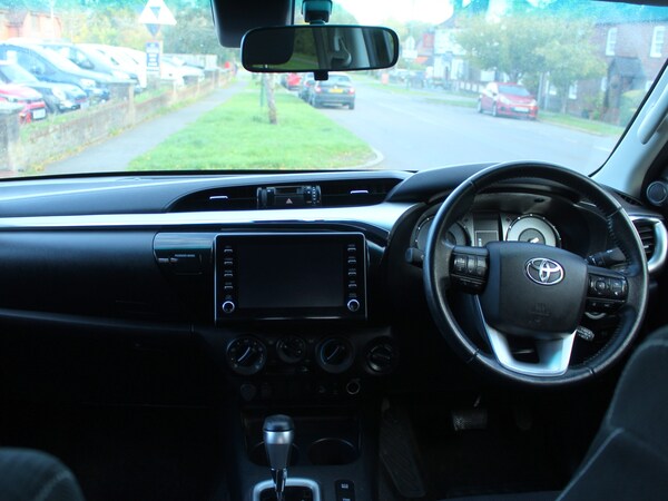 Used Toyota Hilux 2021 for sale - 76232301: Photo 14