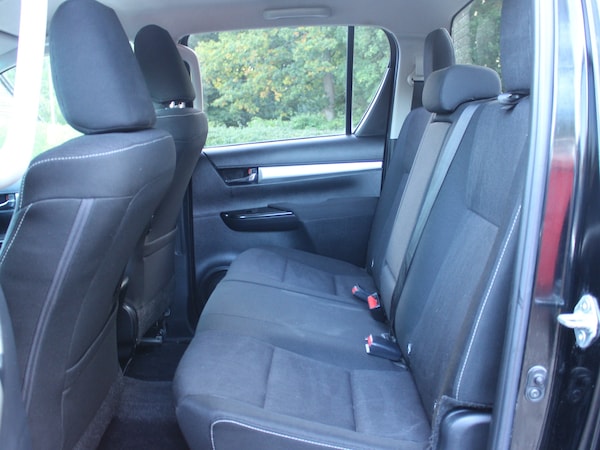 Used Toyota Hilux 2021 for sale - 76232301: Photo 15