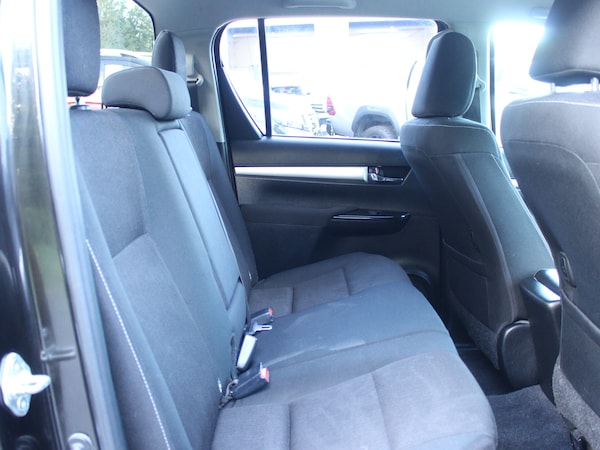 Used Toyota Hilux 2021 for sale - 76232301: Photo 16