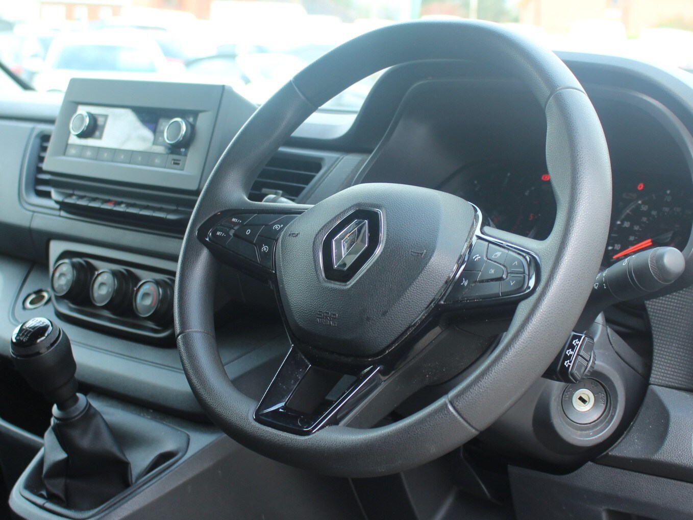 Used Renault Trafic 2023 for sale - 77654081: Photo 8