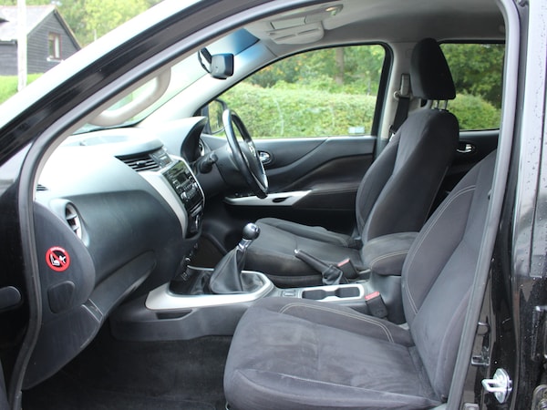Used Nissan Navara 2016 for sale - 76224974: Photo 40