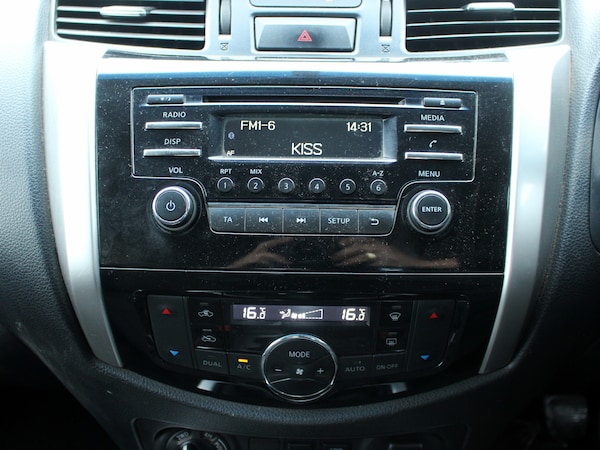 Used Nissan Navara 2016 for sale - 76224974: Photo 6