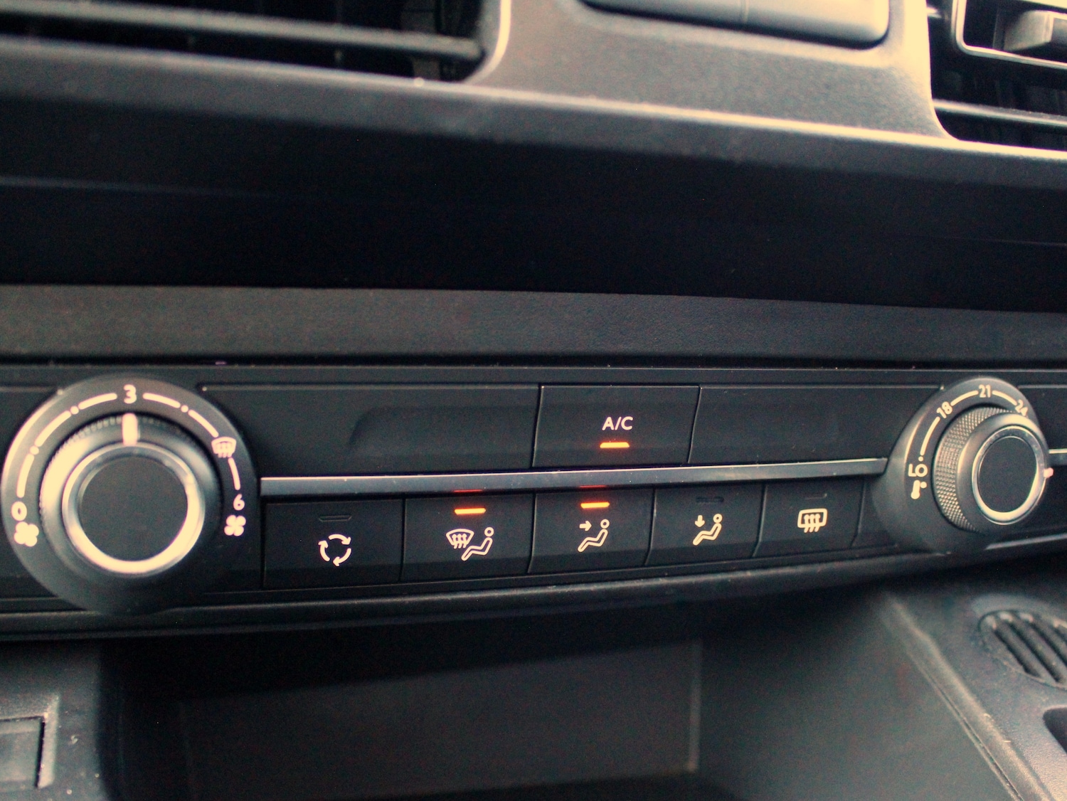 Used Peugeot Rifter 2021 for sale - 76783318: Photo 20