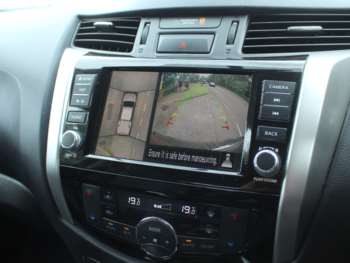 Used Nissan Navara 2020 for sale - 74917826: Photo