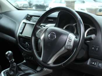 Used Nissan Navara 2020 for sale - 74917826: Photo
