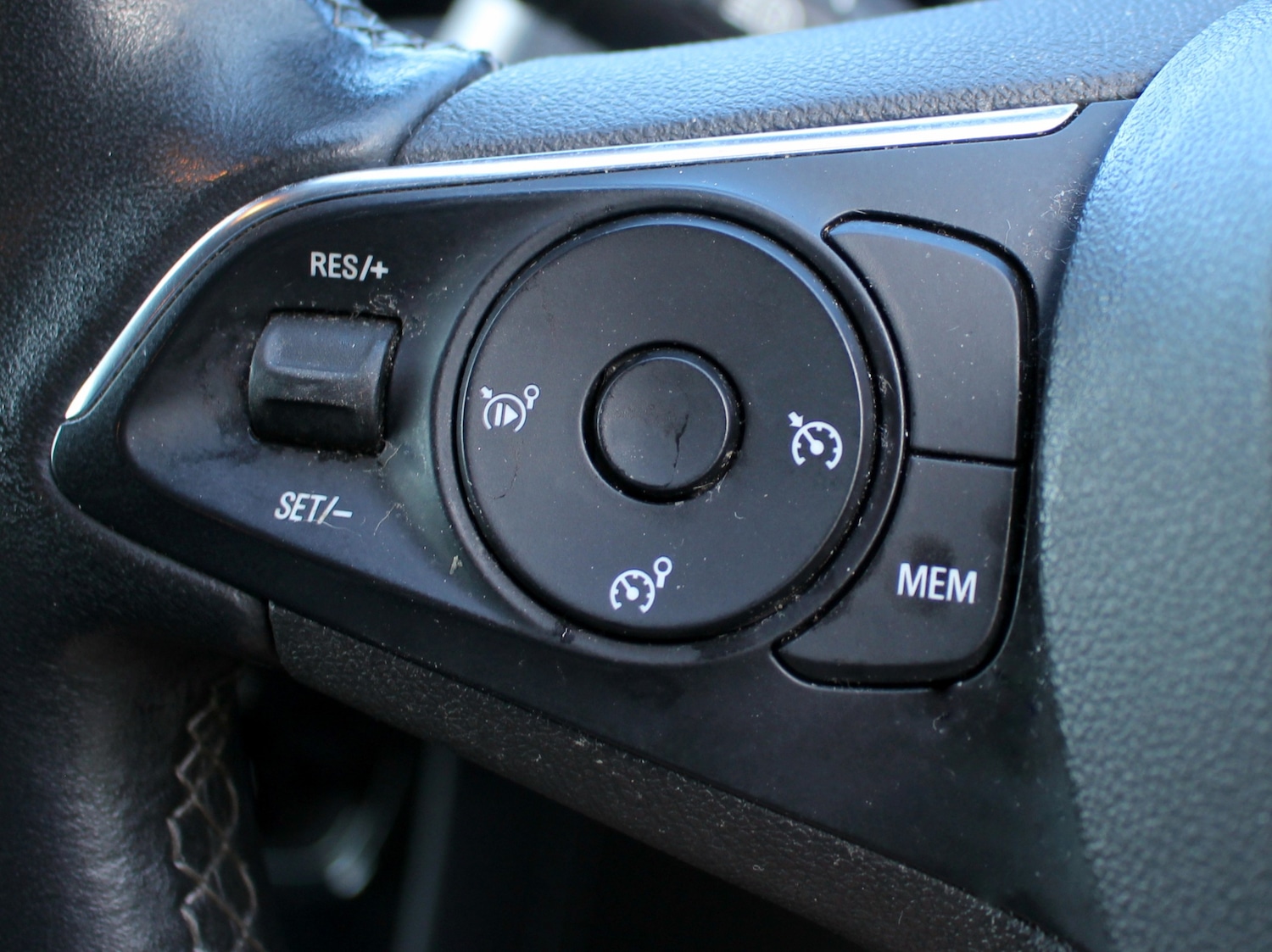 Used Vauxhall Grandland X 2019 for sale - 76748511: Photo 6