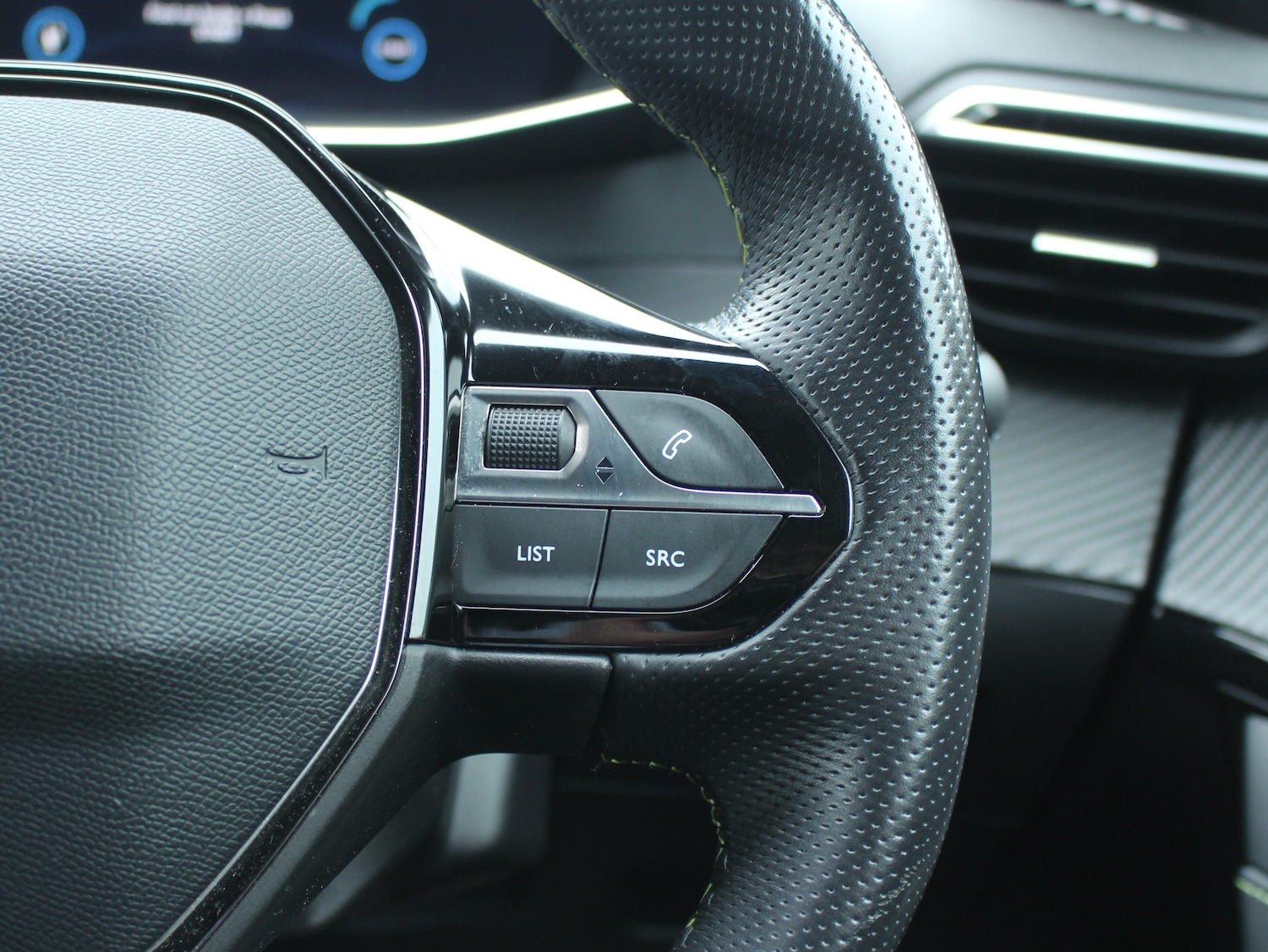 Used Peugeot E-208 2022 for sale - 76273686: Photo 13