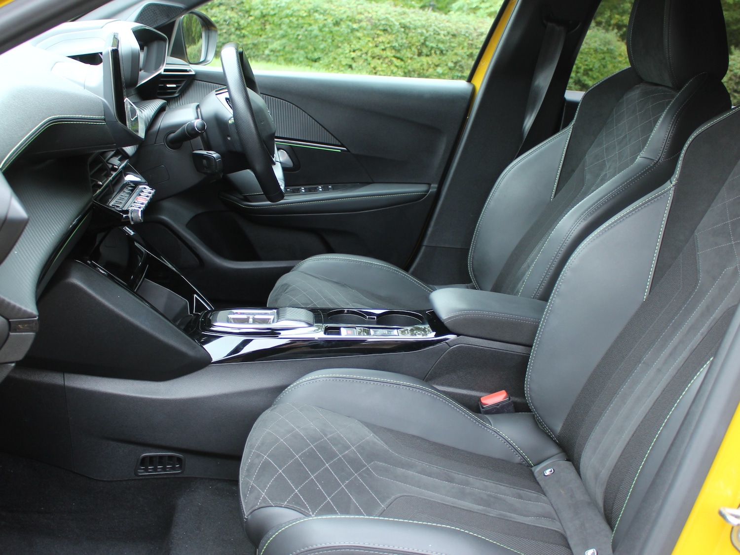 Used Peugeot E-208 2022 for sale - 76273686: Photo 4