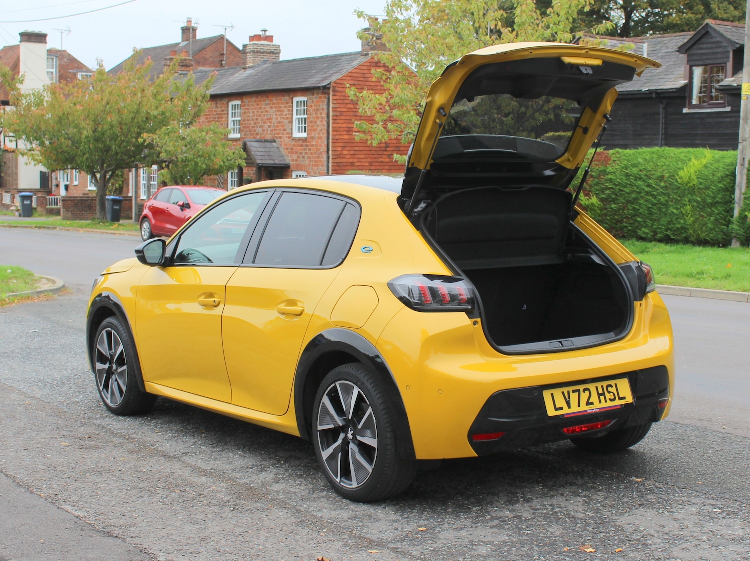 Used Peugeot E-208 2022 for sale - 76273686: Photo 5