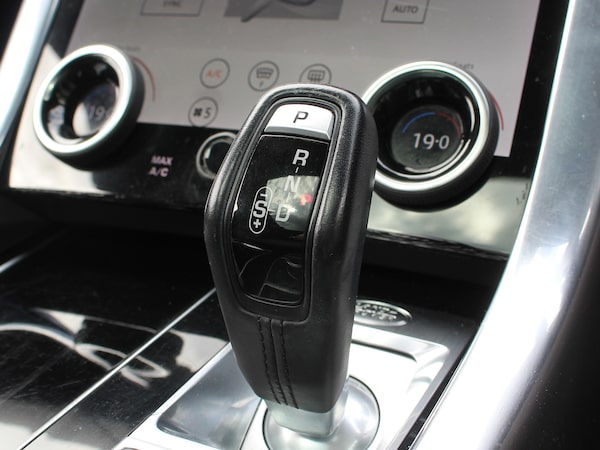 Used Land Rover Range Rover Sport 2019 for sale - 74340391: Photo 34