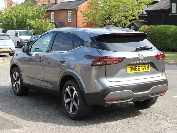 Used Nissan Qashqai 2023 for sale - 75655692: Photo 2