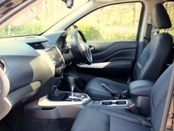 Used Nissan Navara 2021 for sale - 74225208: Photo