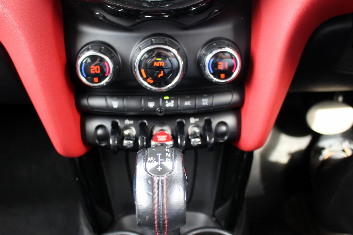 Used MINI Hatch 2016 for sale - 76697870: Photo 9