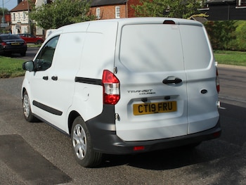 Used Ford Transit Courier 2019 for sale - 75399248: Photo