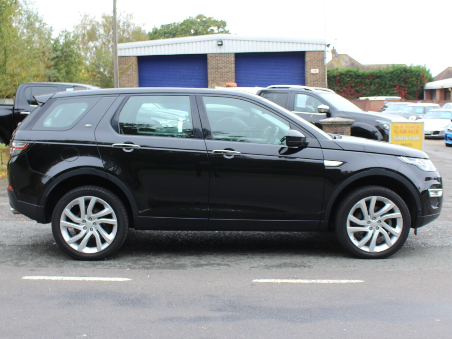 Used Land Rover Discovery Sport 2018 for sale - 76064965: Photo 12