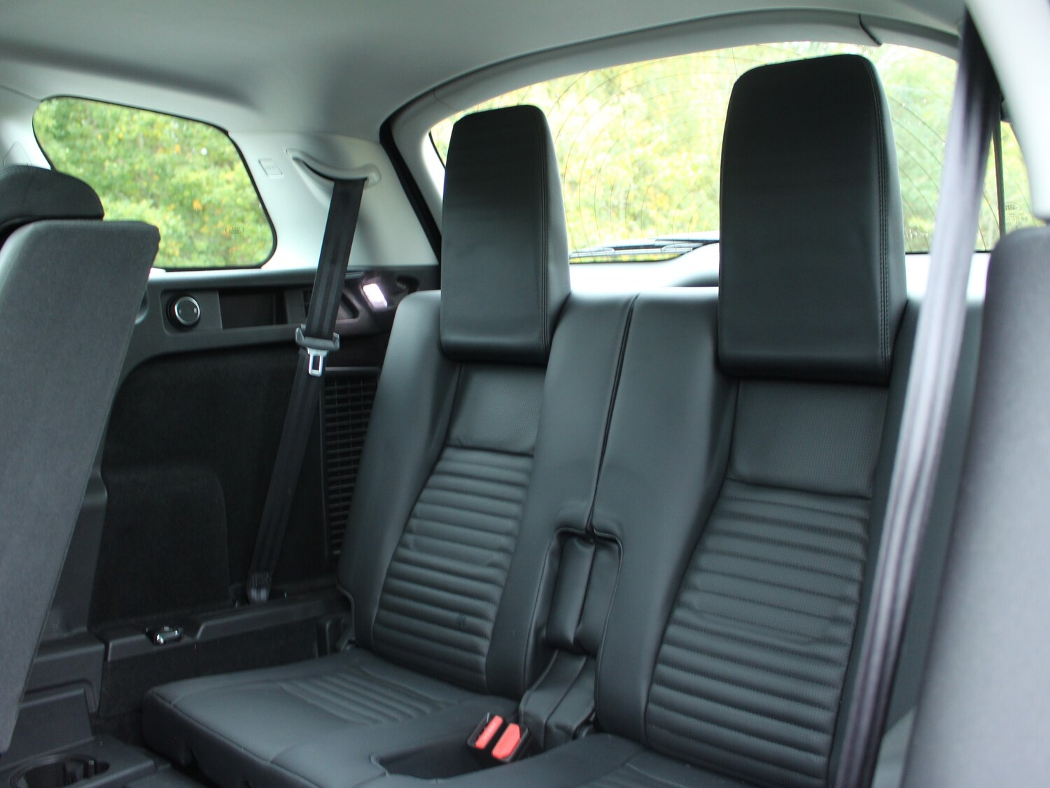 Used Land Rover Discovery Sport 2018 for sale - 76064965: Photo 18