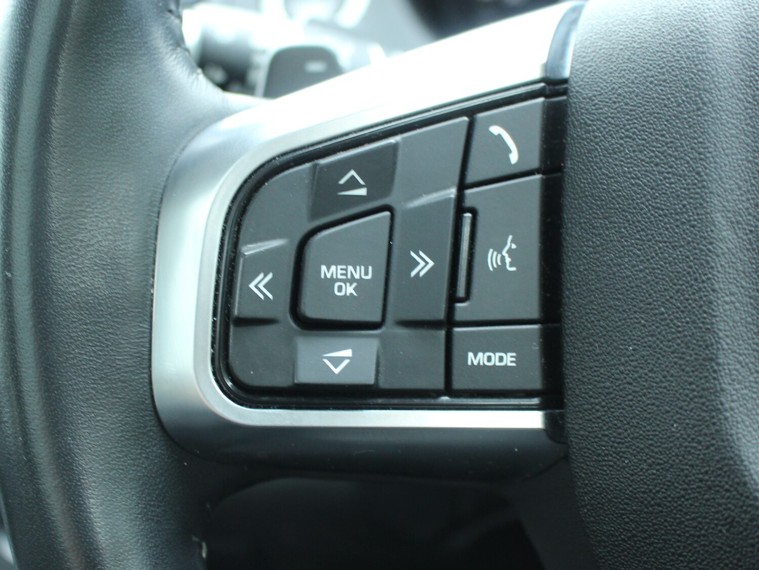 Used Land Rover Discovery Sport 2018 for sale - 76064965: Photo 30