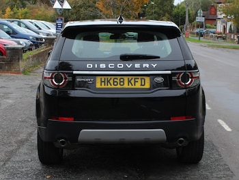 Used Land Rover Discovery Sport 2018 for sale - 76064965: Photo 4