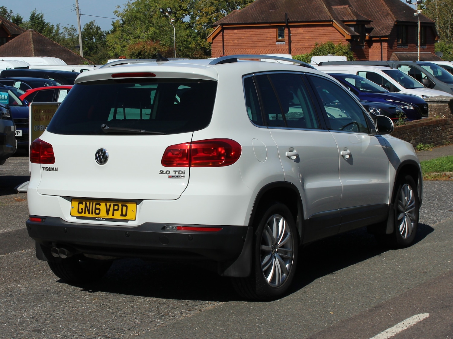 Used Volkswagen Tiguan 2016 for sale - 75999409: Photo 2