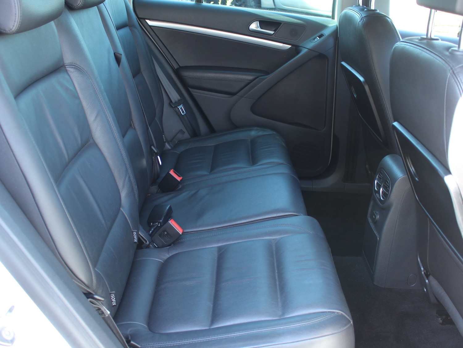 Used Volkswagen Tiguan 2016 for sale - 75999409: Photo 24